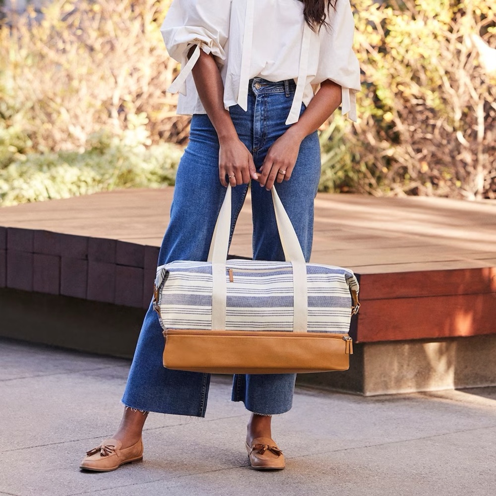 NEW DSW Striped Weekender Bag
